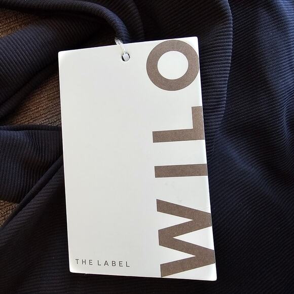 NWT Wilo The Label Women's Black V-Neck Cross Back One Piece Swim Suit Size L - Picture 5 of 7